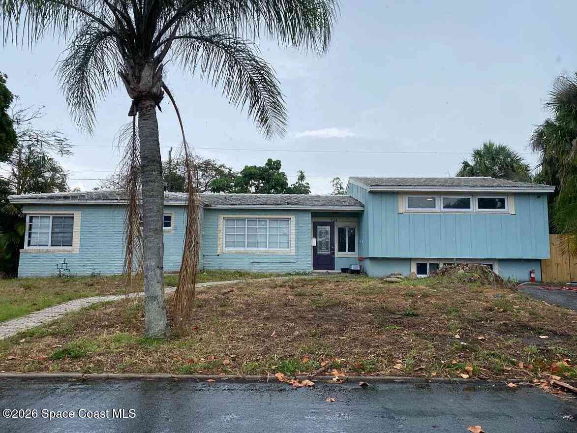 Homes For Sale - 934 Paseo Castalla<br/> Palm Beach County, West Palm Beach, FL 33405