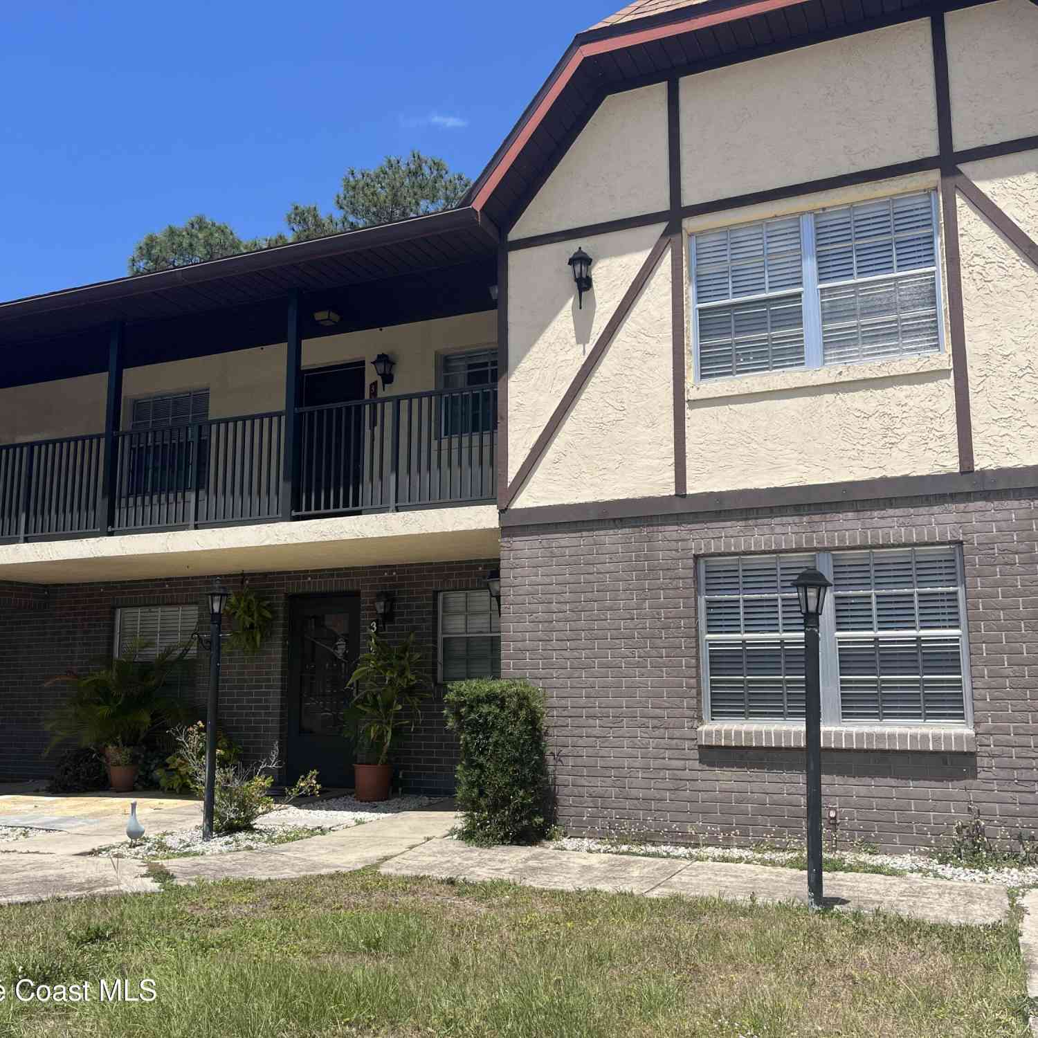 Condo For Rent - 3131 Sir Hamilton Circle #10<br/> Titusville, FL 32780