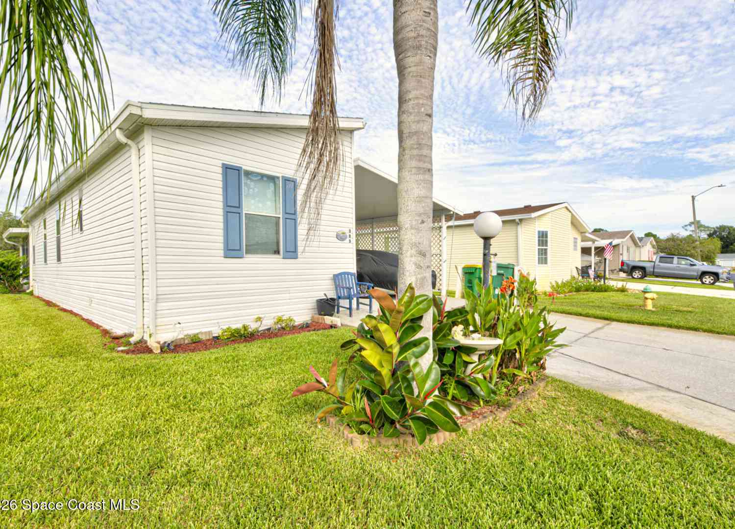 Mobile Home For Sale - 385 Outer Drive<br/> Brevard County, Cocoa, FL 32926