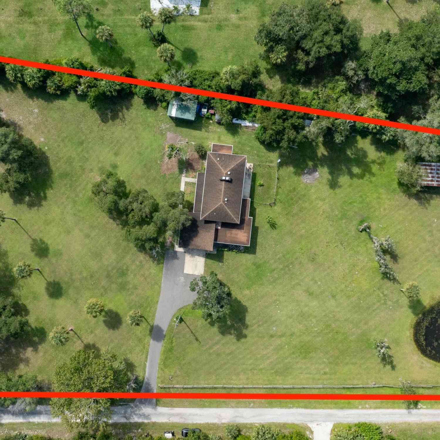 Homes For Sale - 1035 S Glencoe Road<br/> New Smyrna Beach, FL 32168