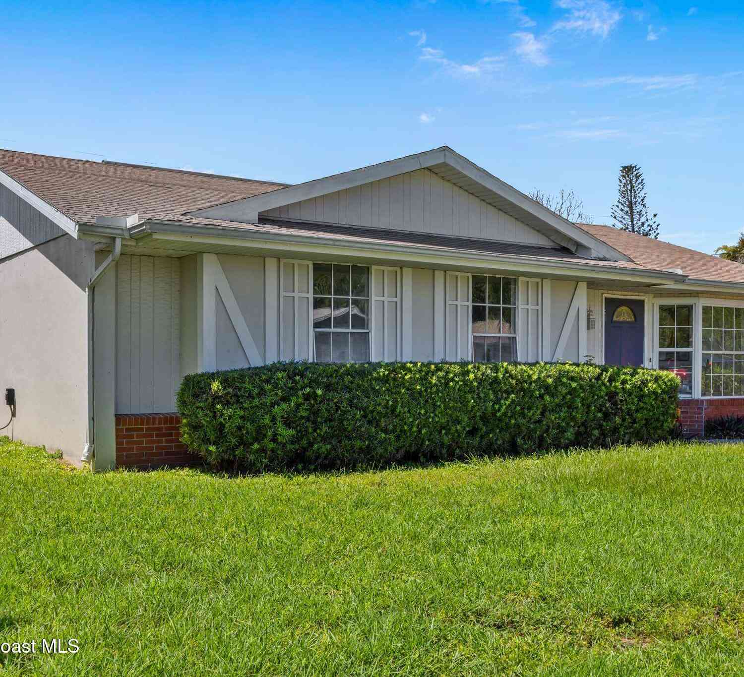 Homes For Sale - 742 Bywood Drive<br/> Palm Bay, FL 32905