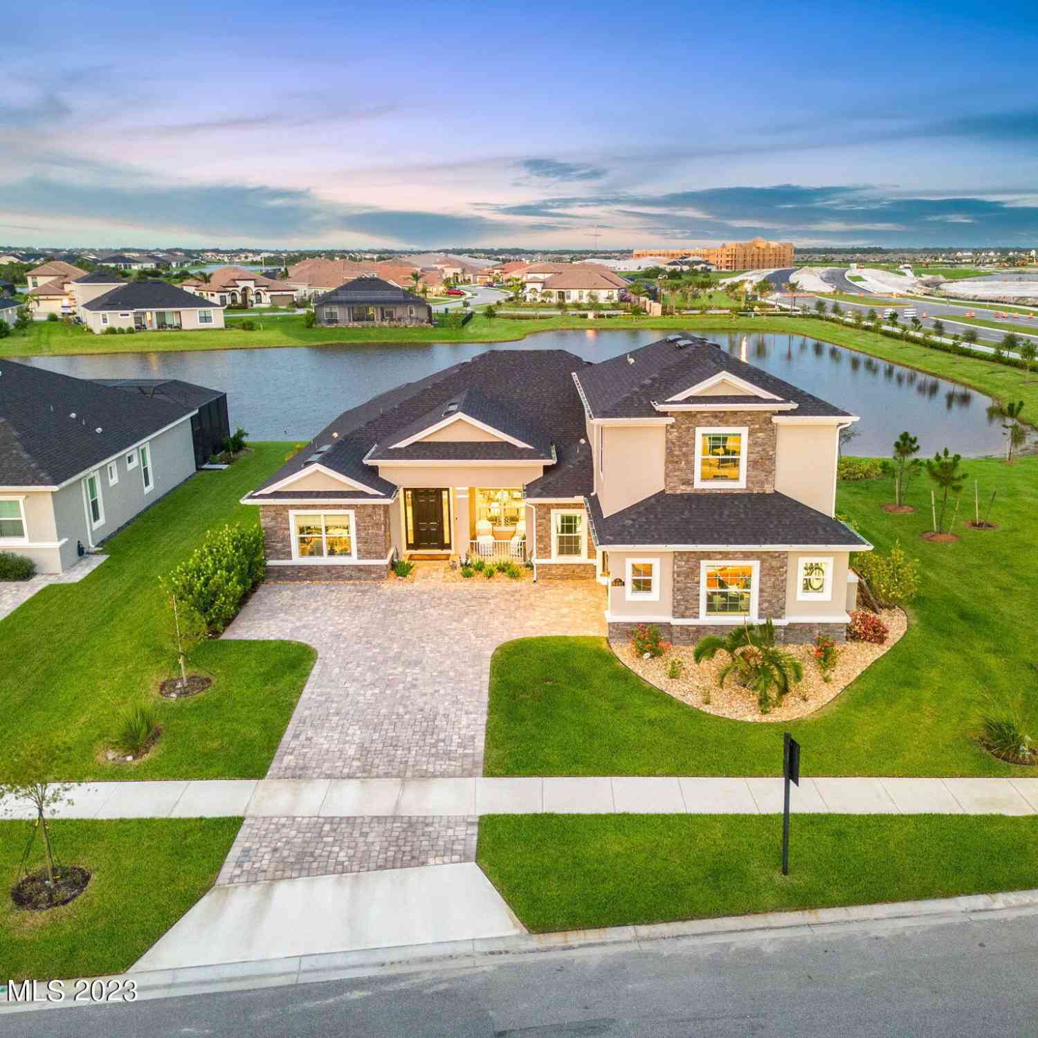 Homes For Sale - 8491 Paragrass Avenue<br/> Melbourne, FL 32940