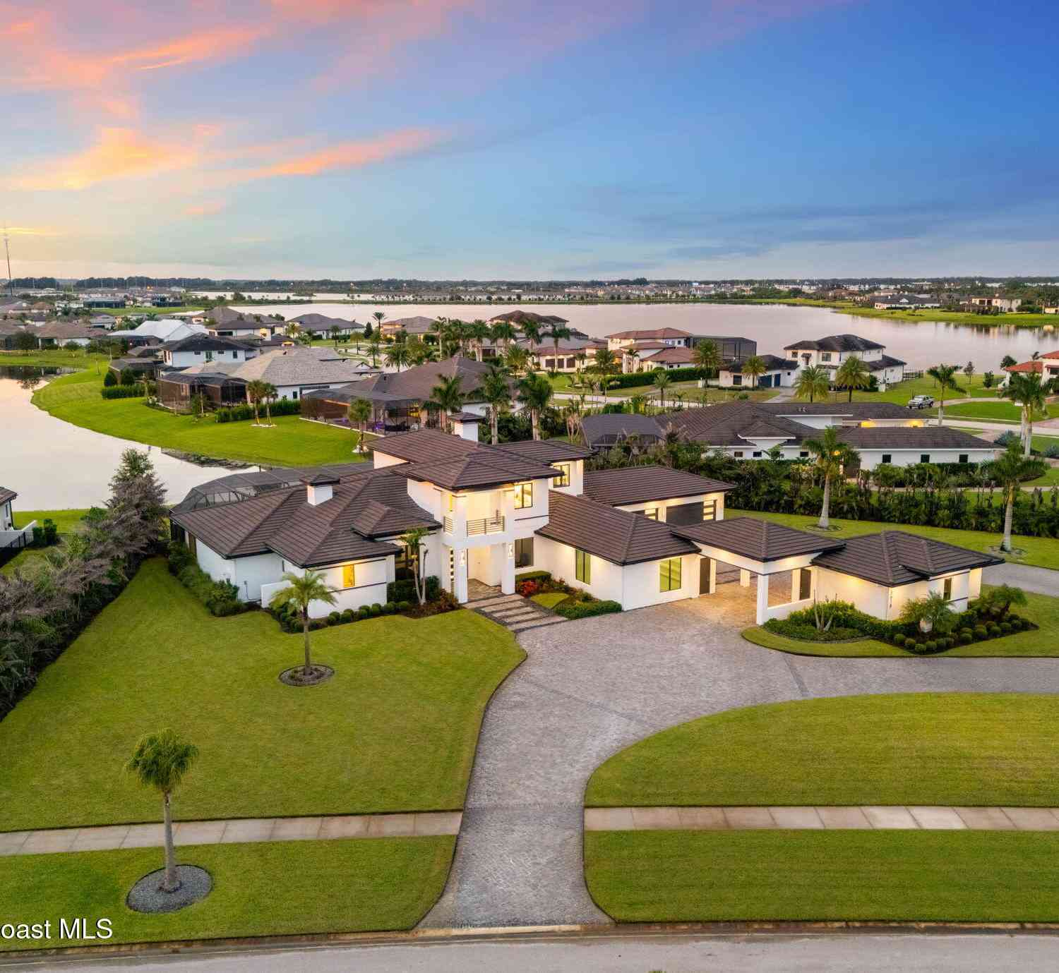 Homes For Sale - 3618 Lake Adelaide Place<br/> Rockledge, FL 32955
