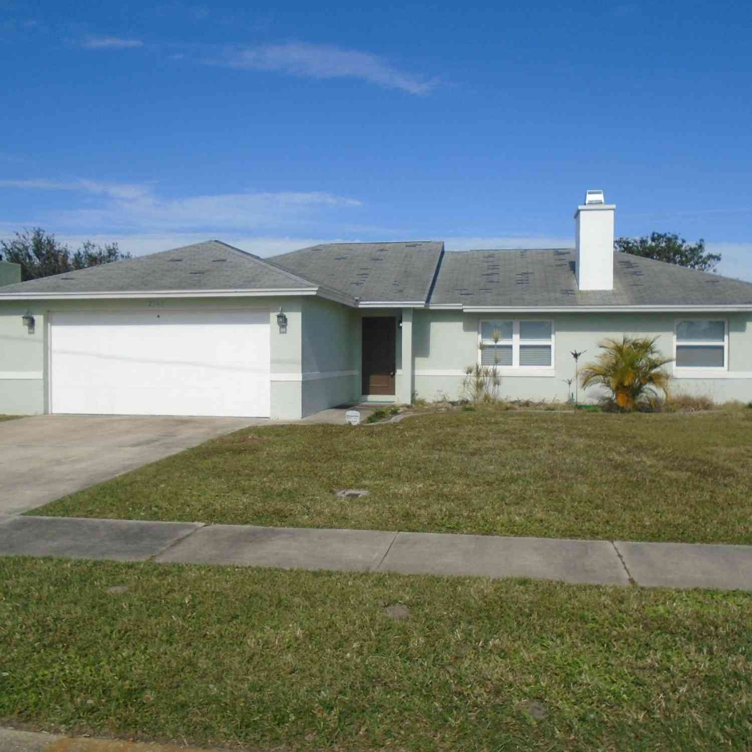 Homes For Rent - 2565 Raintree Lake Circle<br/> Brevard County, Merritt Island, FL 32953