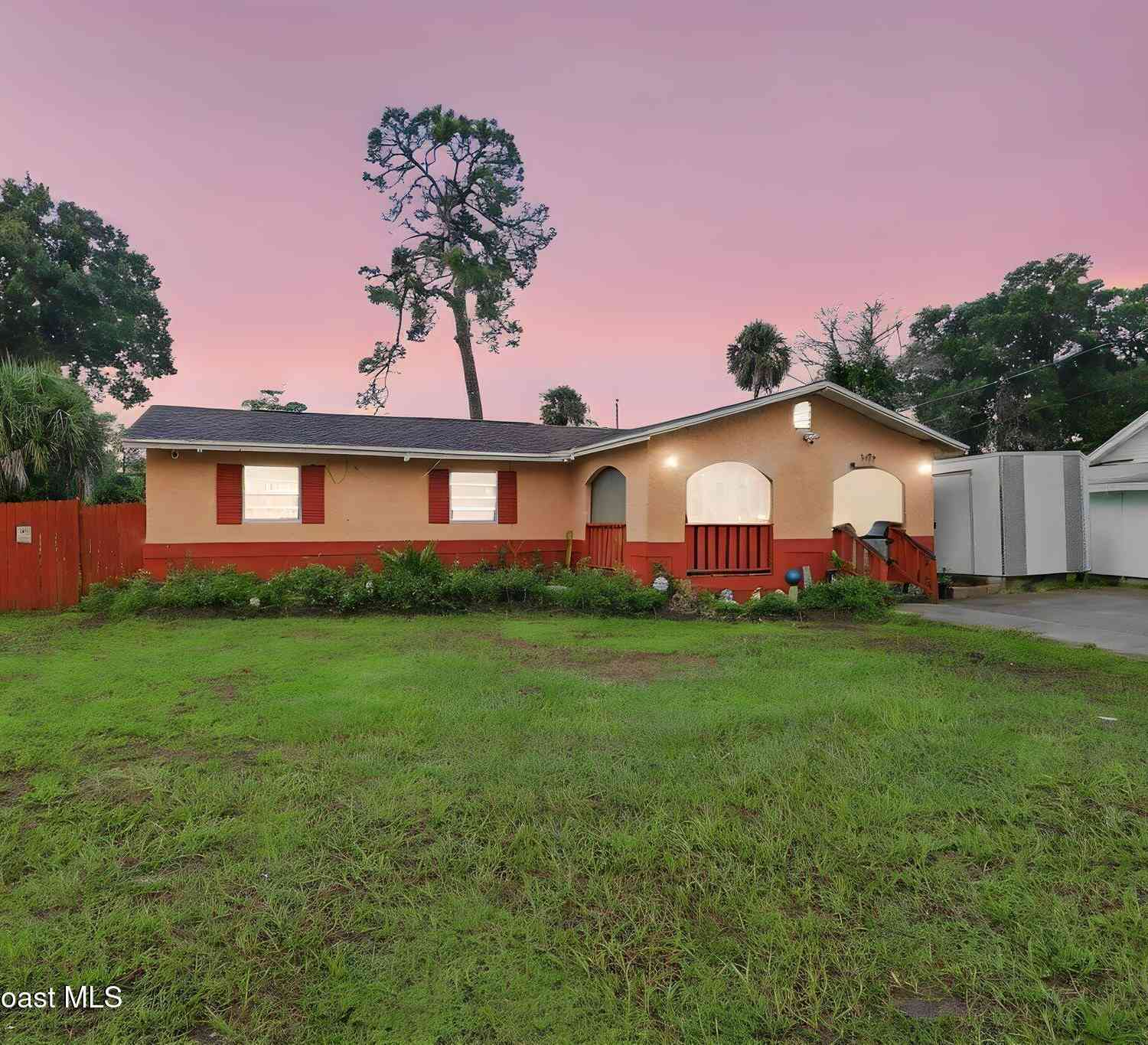 Homes For Sale - 1233 Holmes Street<br/> Cocoa, FL 32922