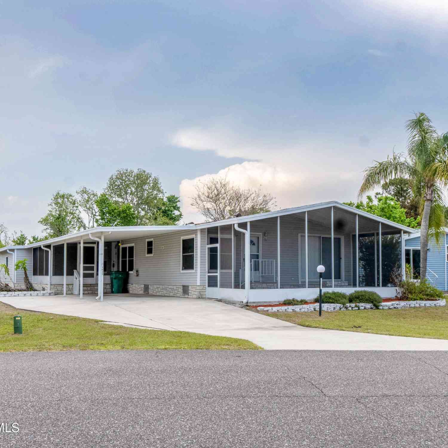 Mobile Home For Rent - 1612 Cocoa Bay Boulevard<br/> Brevard County, Cocoa, FL 32926