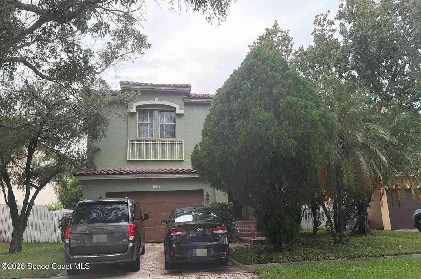 Homes For Sale - 1060 NW 184th Terrace<br/> Broward County, Pembroke Pines, FL 33029