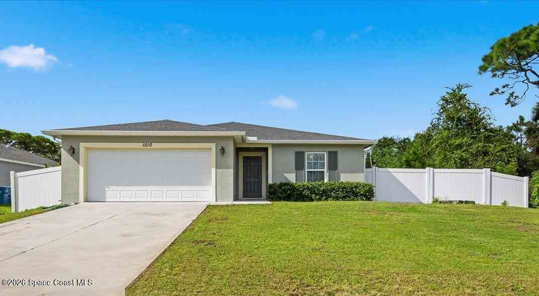 Homes For Sale - 1510 Shamrock Avenue<br/> Palm Bay, FL 32909