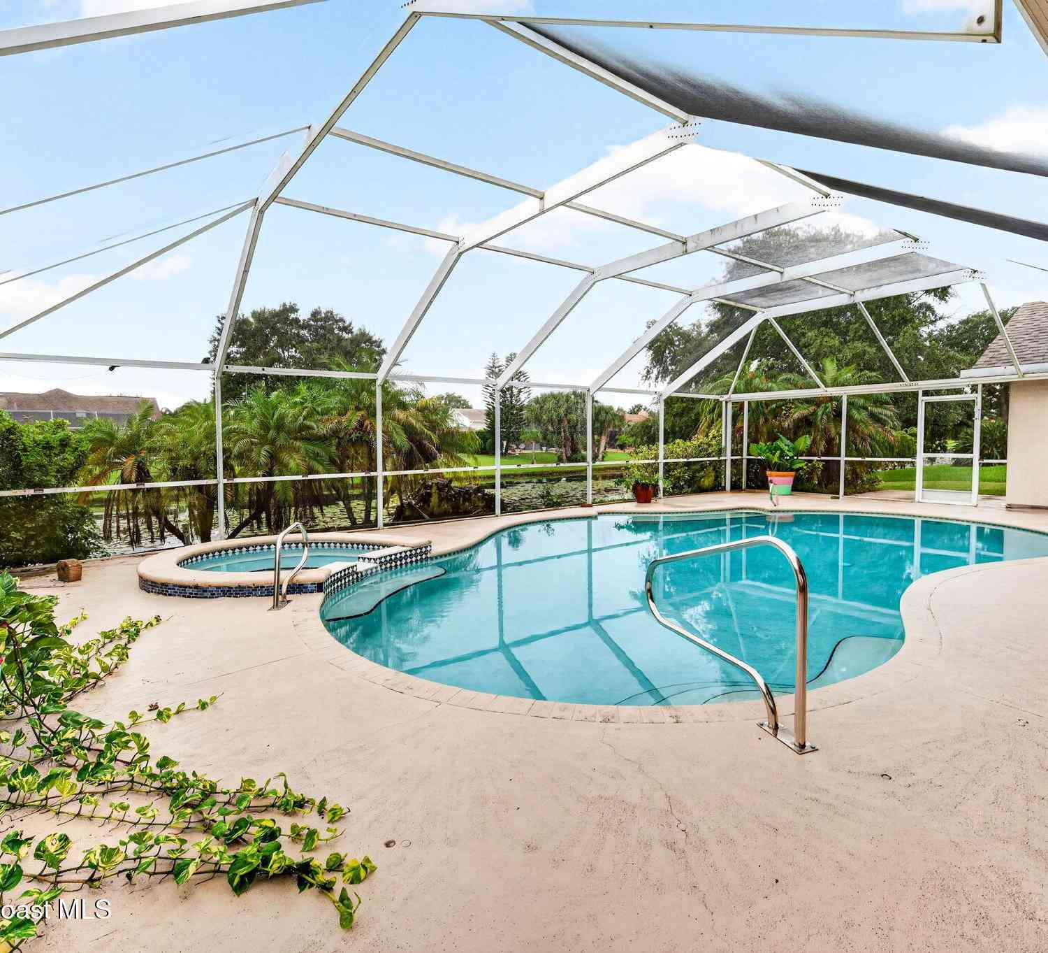 Homes For Sale - 1140 Cypress Trace Drive<br/> Melbourne, FL 32940