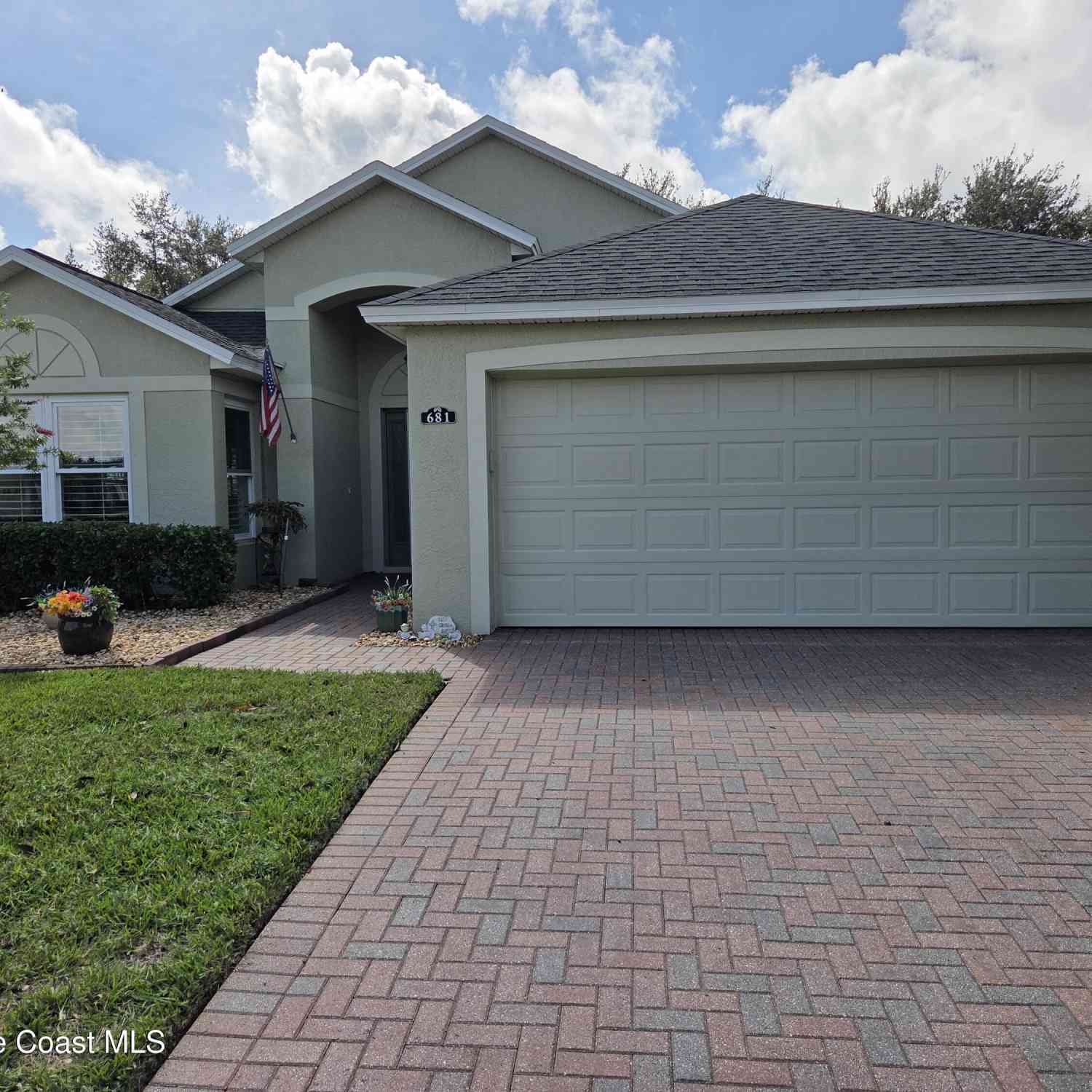 Homes For Sale - 681 Indian Oaks Drive<br/> Melbourne, FL 32901