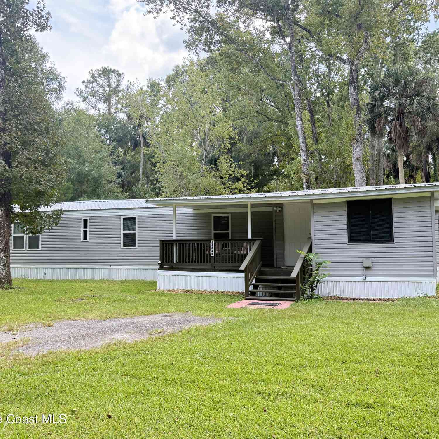 Mobile Home For Sale - 24040 Bass Road<br/> Lake County, Astor, FL 32102