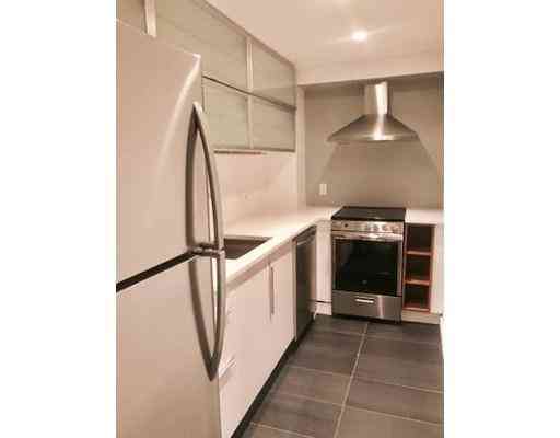 Condo For Rent - 329 Harvard #20<br/> Cambridge, MA 02138