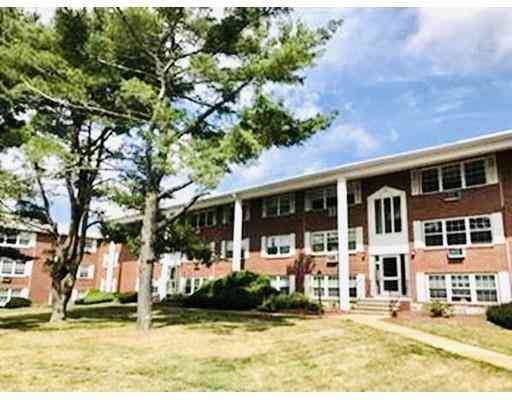 Apartment For Rent - 4 Tara Dr #10<br/> Weymouth, MA 02188
