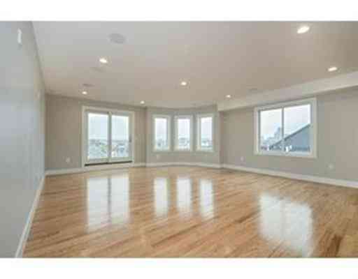 Condo For Rent - 339 W Broadway #4<br/> Boston, MA 02127