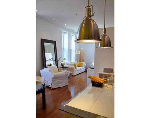 Condo For Rent - 5 Bow #N<br/> Somerville, MA 02143