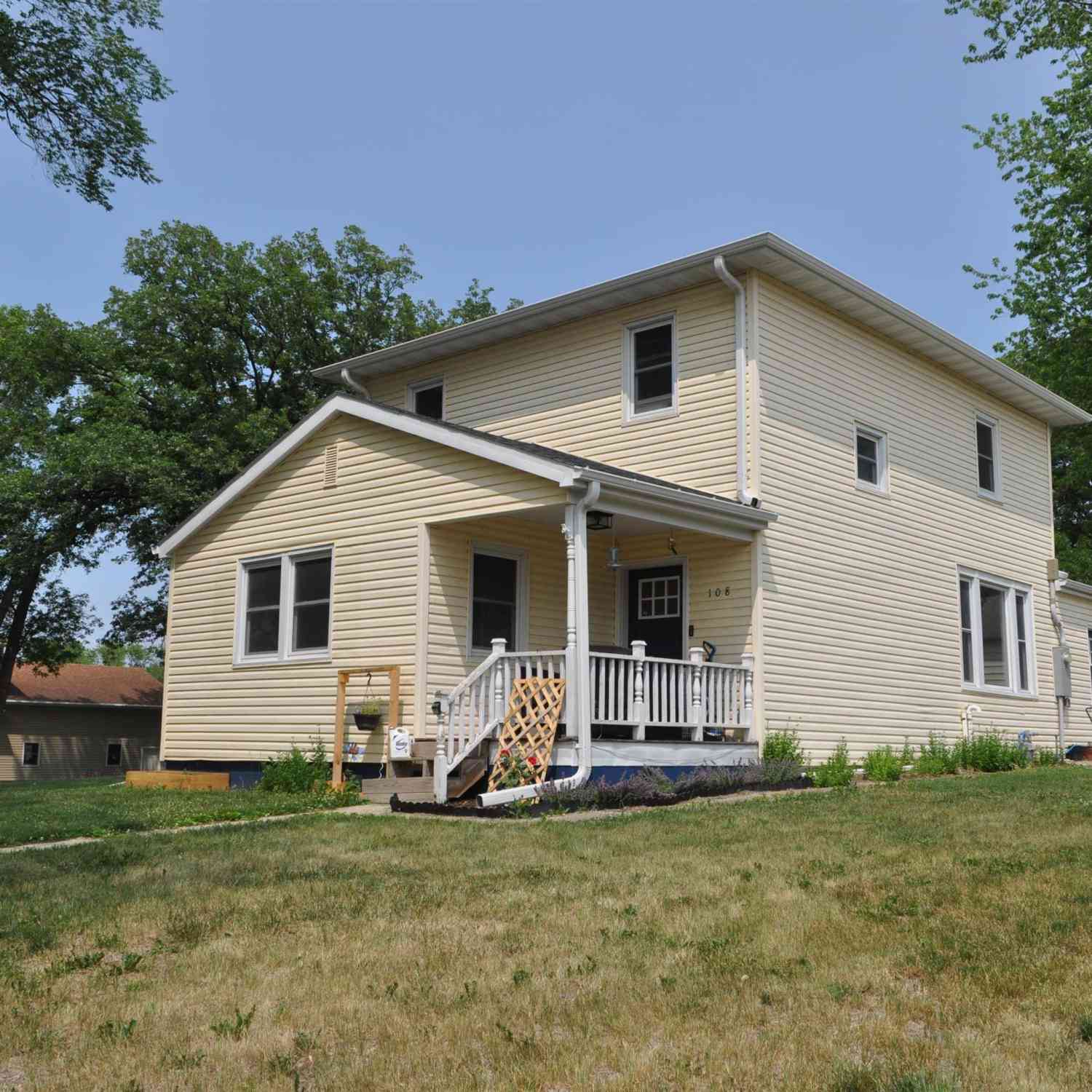 108 Center Street For Sale, Manning, IA 51455 Multifamily | ByOwner