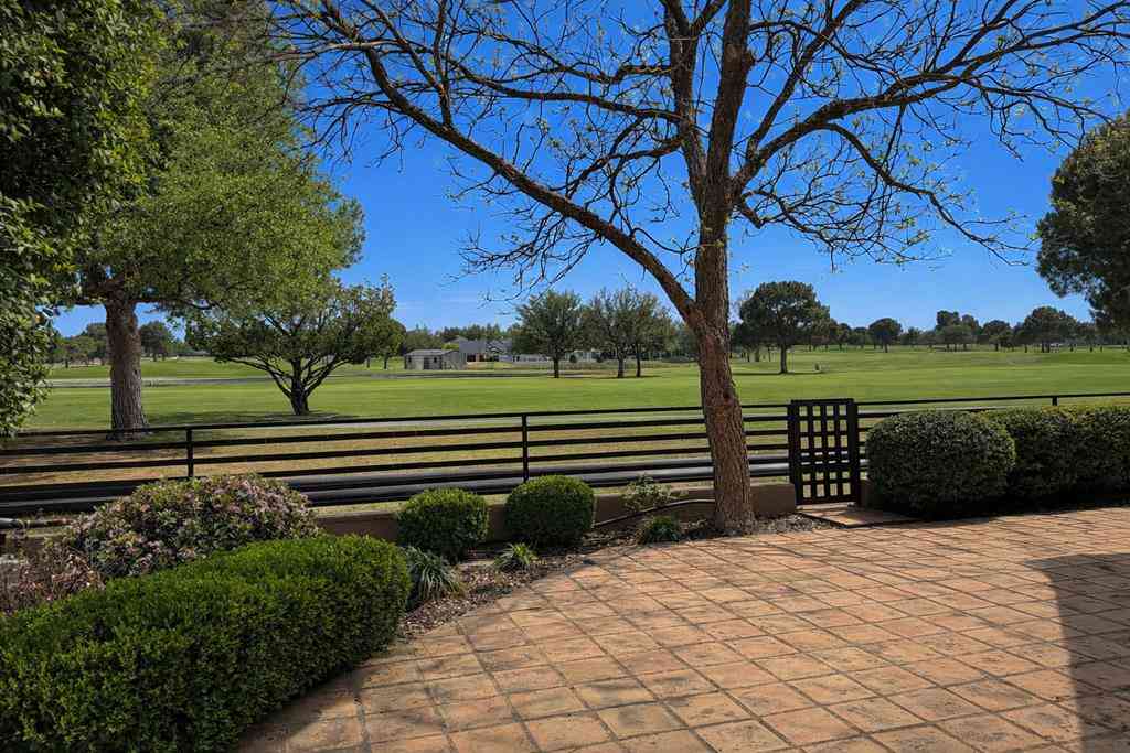 Condo For Sale - 5009 Green Tree Blvd<br/> Midland, TX 79707