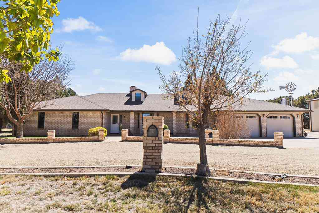 Homes For Sale - 337 County Rd 306<br/> Gaines County, Seminole, TX 79360