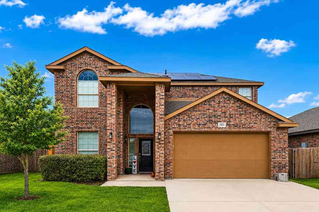 Homes For Sale - 1501 Laguna Meadows Trail<br/> Midland County, Midland, TX 79705