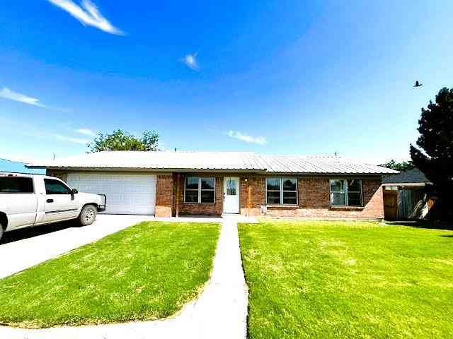 Homes For Sale - 1802 W 17th St<br/> Fort Stockton, TX 79735