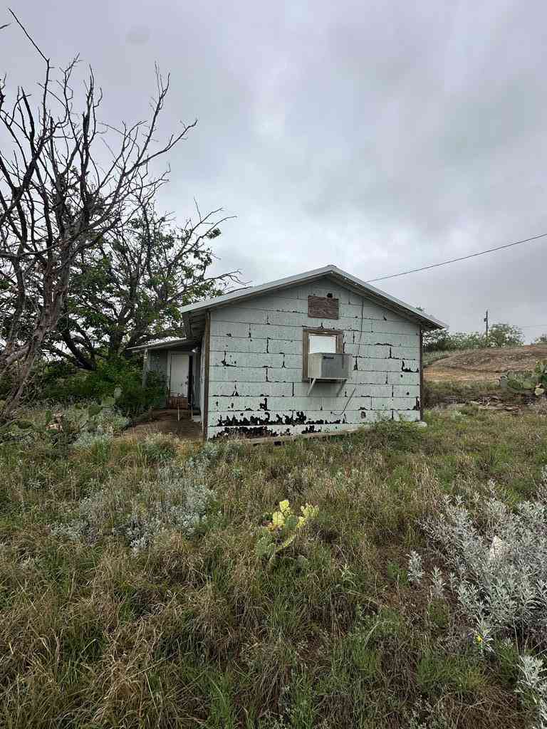 Homes For Sale - 824 County Rd 315<br/> Mitchell County, Colorado City Lake, TX 79512