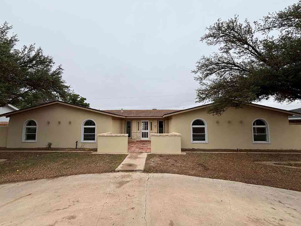 Homes For Sale - 3303 Durant Dr<br/> Midland County, Midland, TX 79705