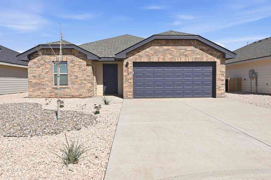 Homes For Rent - 8429 E County Rd 110<br/> Midland, TX 79706