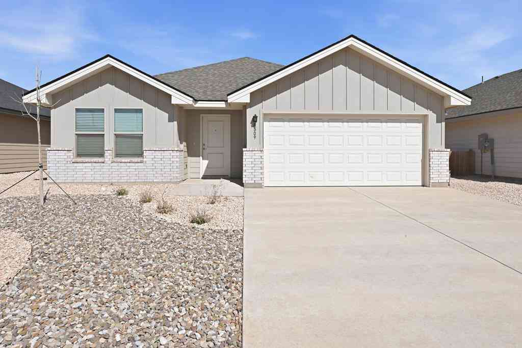 Homes For Rent - 8509 E County Rd 110<br/> Midland, TX 79706