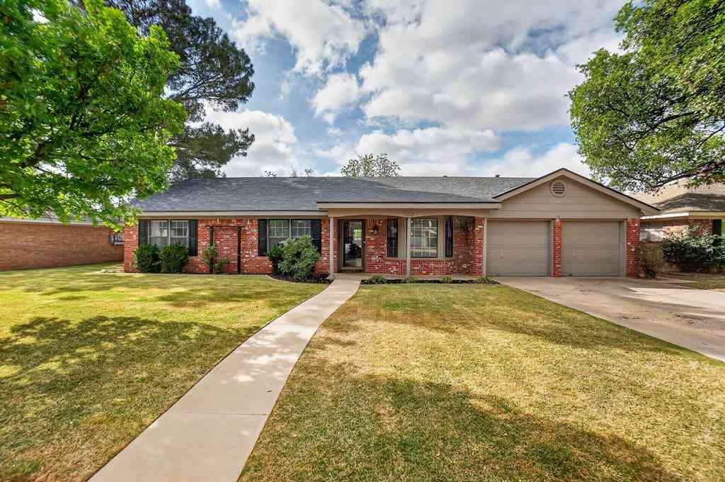 Homes For Sale - 2513 Camarie Ave<br/> Midland County, Midland, TX 79705