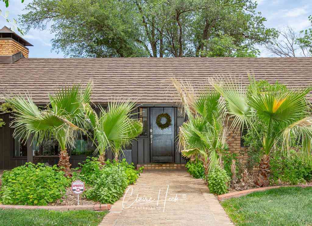 Homes For Sale - 1406 Community Lane<br/> Midland, TX 79701