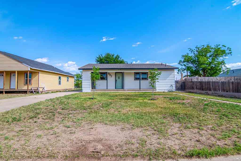 Homes For Sale - 907 E 15th St<br/> Howard County, Big Spring, TX 79720