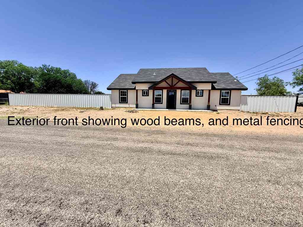 Homes For Sale - 301 E Elizabeth<br/> Martin County, Stanton, TX 79782