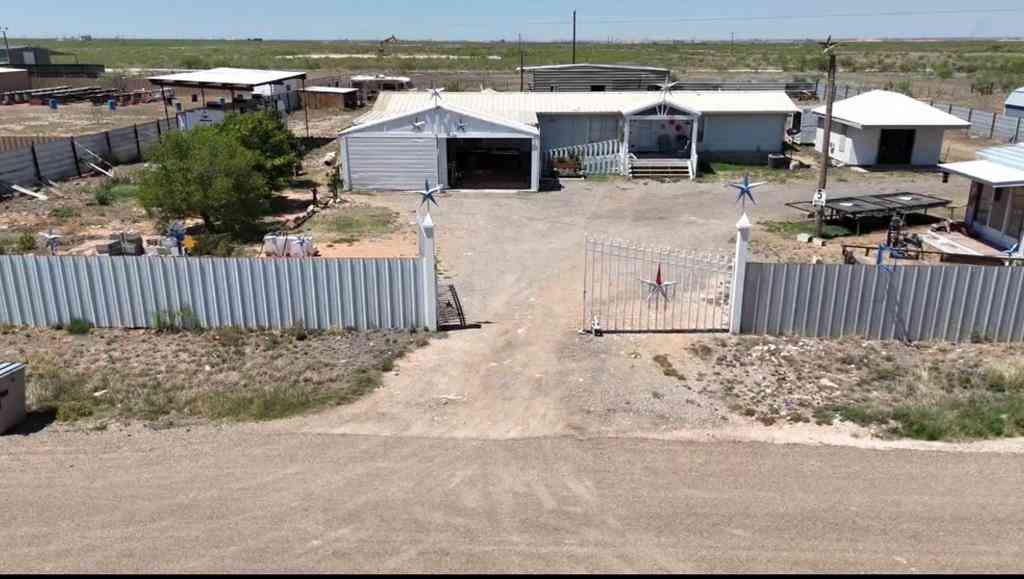 Homes For Sale - 2197 Santa Anna St<br/> Martin County, Stanton, TX 79782