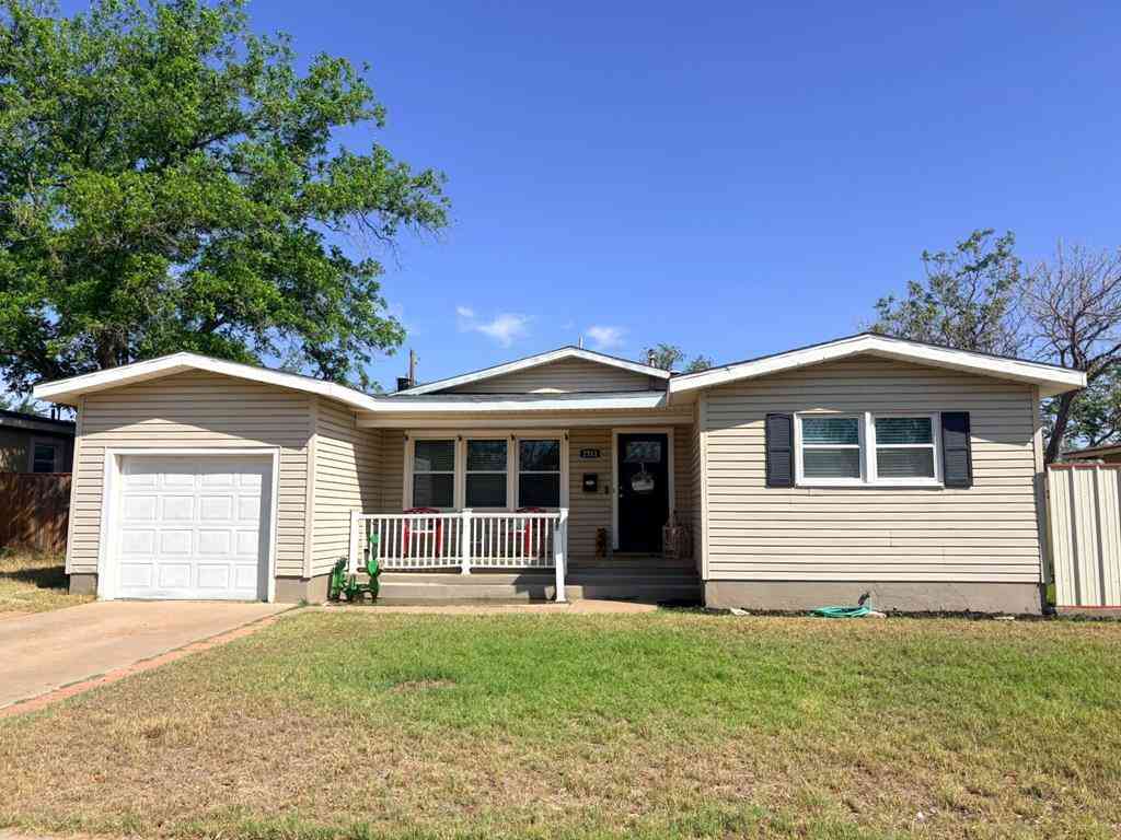 Homes For Rent - 2511 Beechwood St<br/> Odessa, TX 79761
