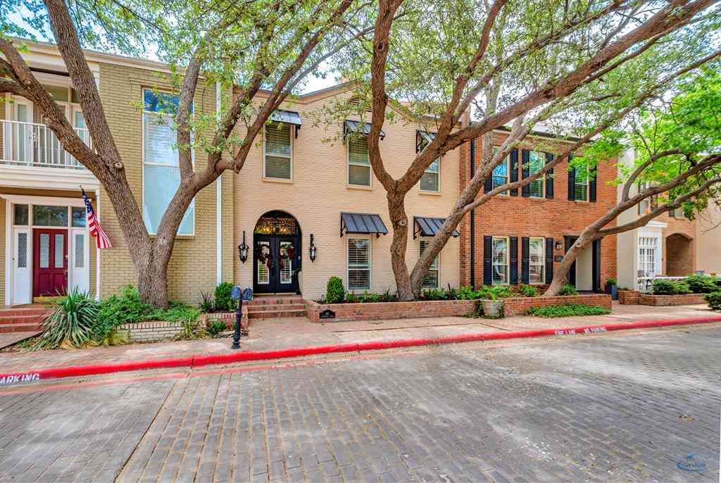 Homes For Sale - 40 Lafayette Place<br/> Midland County, Midland, TX 79705