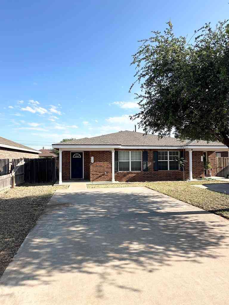 Multifamily For Rent - 410 Pine #B<br/> Midland, TX 79705