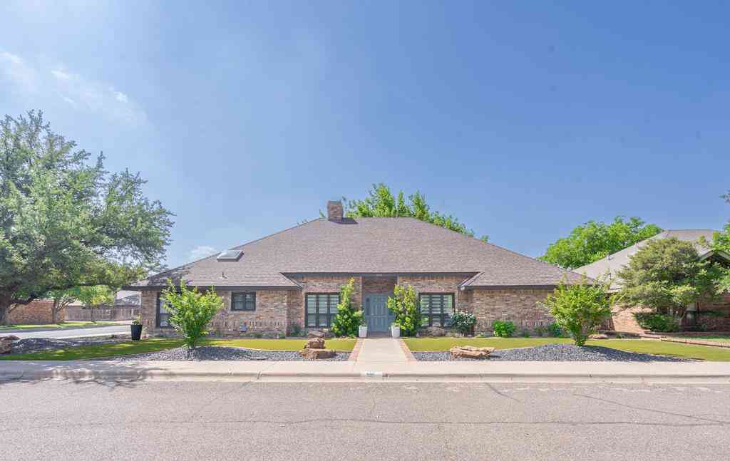 Homes For Sale - 4101 Radcliff Court<br/> Midland, TX 79707