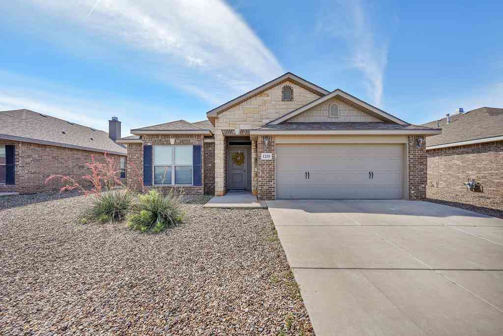 Homes For Sale - 1210 Randolph Lane<br/> Midland County, Midland, TX 79705