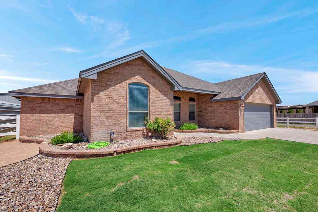 Homes For Sale - 2501 S County Rd 1089<br/> Midland, TX 79706