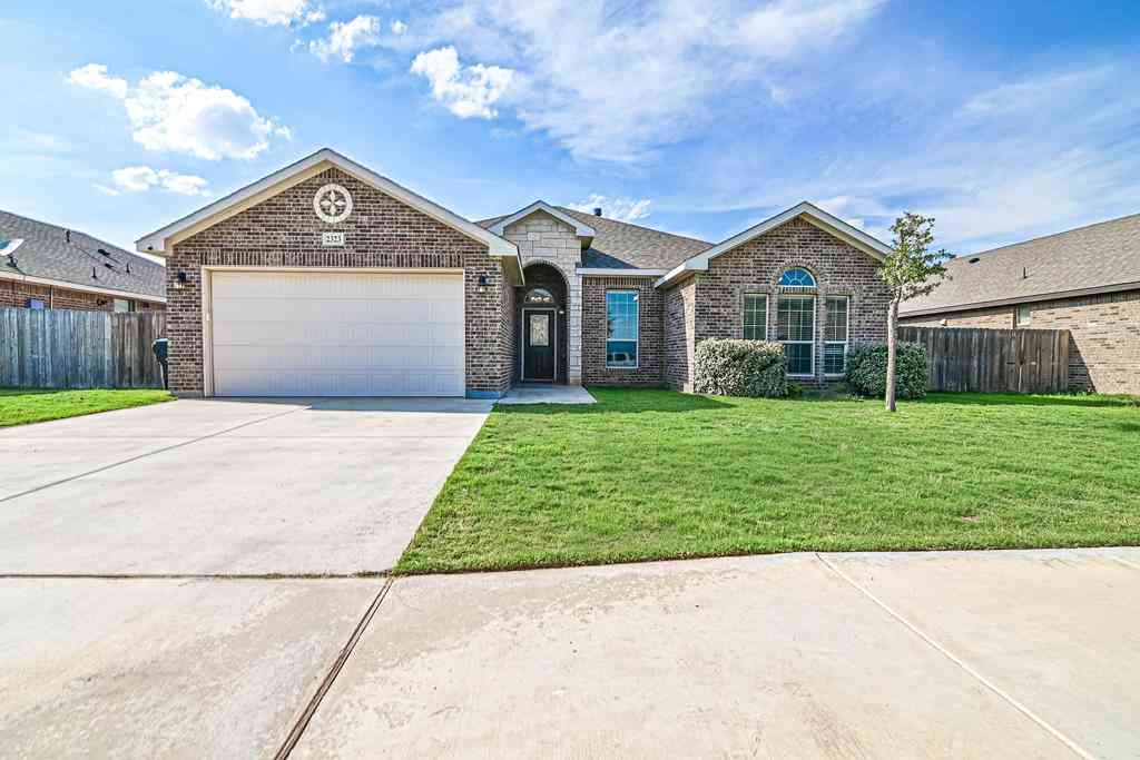 Homes For Rent - 2323 Vista Ridge St<br/> Midland, TX 79705