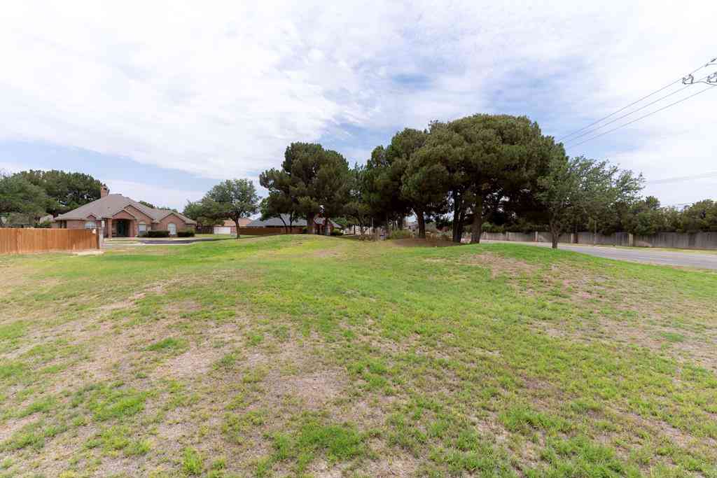Vacant Land For Sale - 700 Meadowpark Dr<br/> Midland, TX 79705