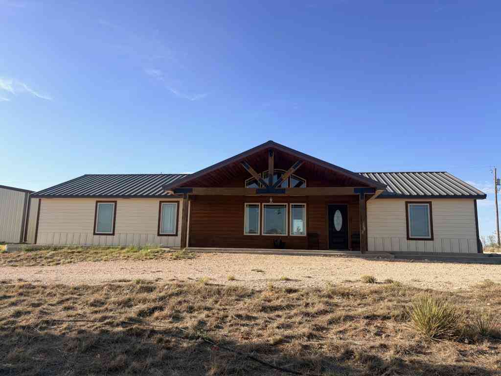 Homes For Sale - 668 County Rd 304 #304L<br/> Seminole, TX 79360