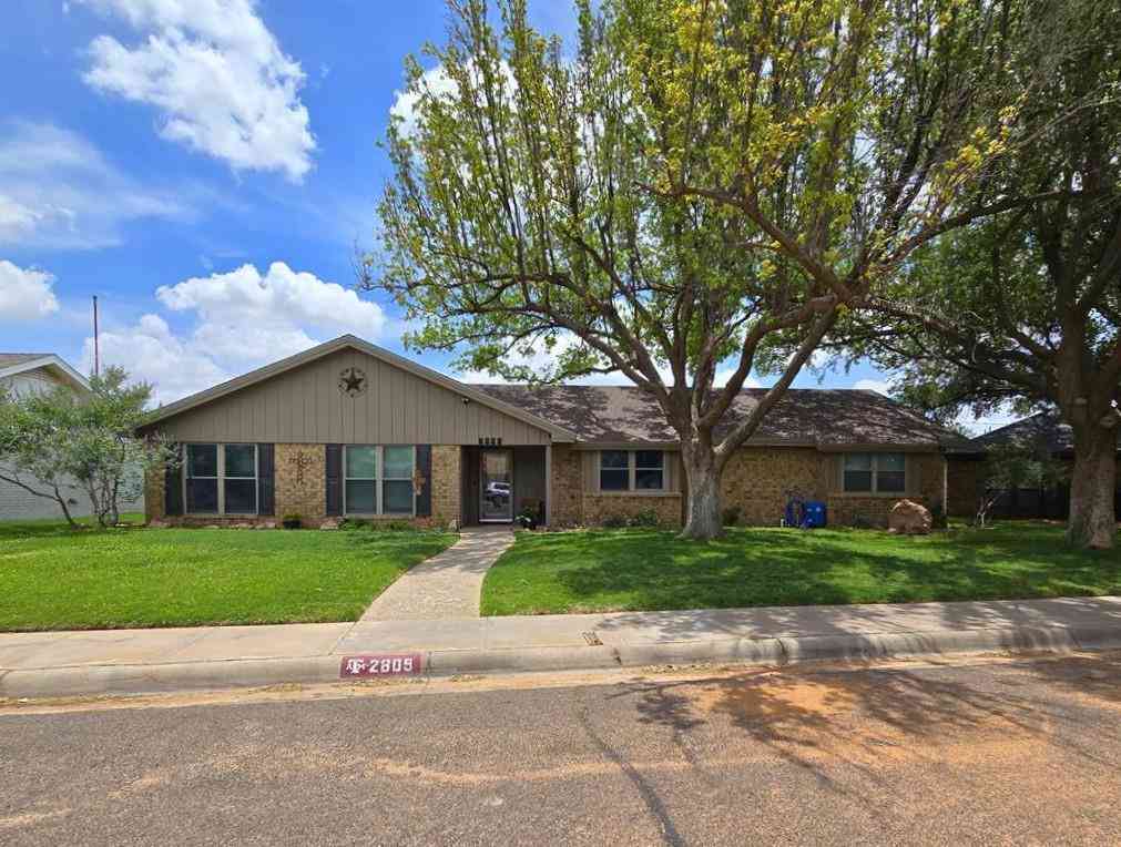 Homes For Sale - 2809 Emerson Lane<br/> Midland, TX 79705