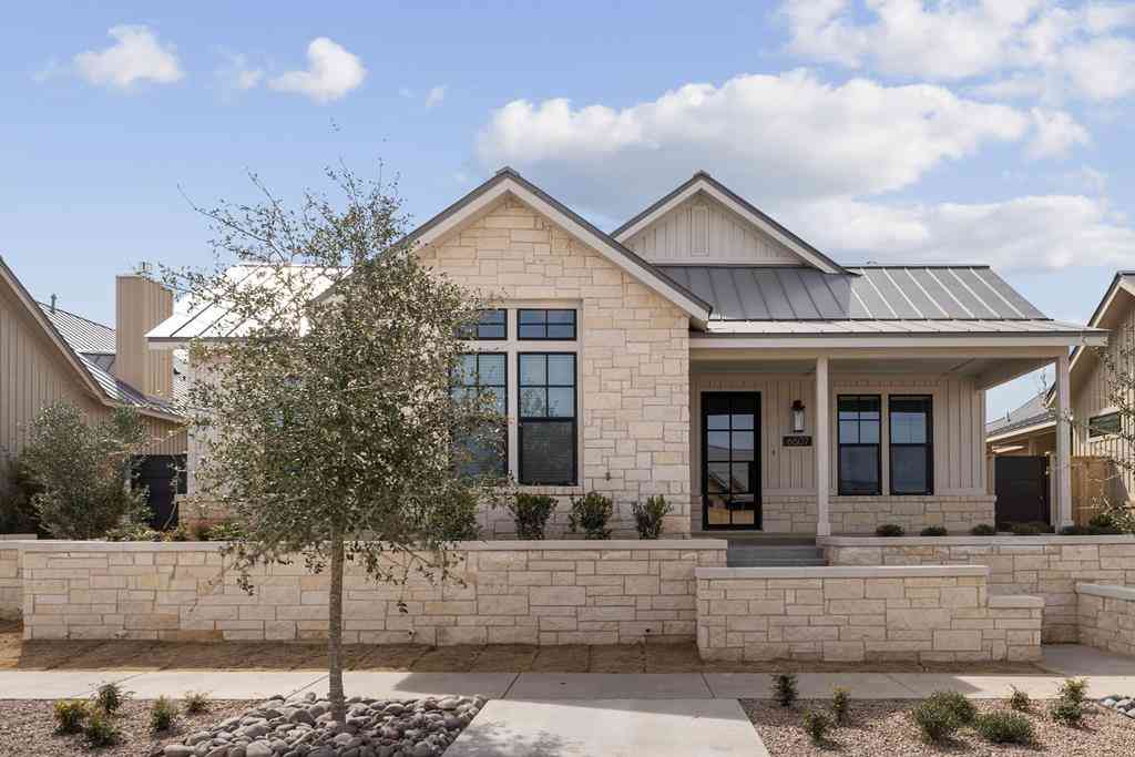 Homes For Sale - 6507 Lost Creek Loop<br/> Midland, TX 79707