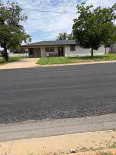 Homes For Sale - 411 33rd St<br/> Snyder, TX 79549