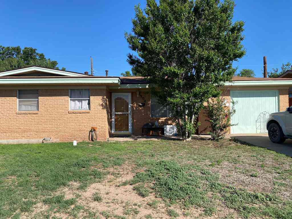 Homes For Sale - 2308 Marshall St<br/> Big Spring, TX 79720