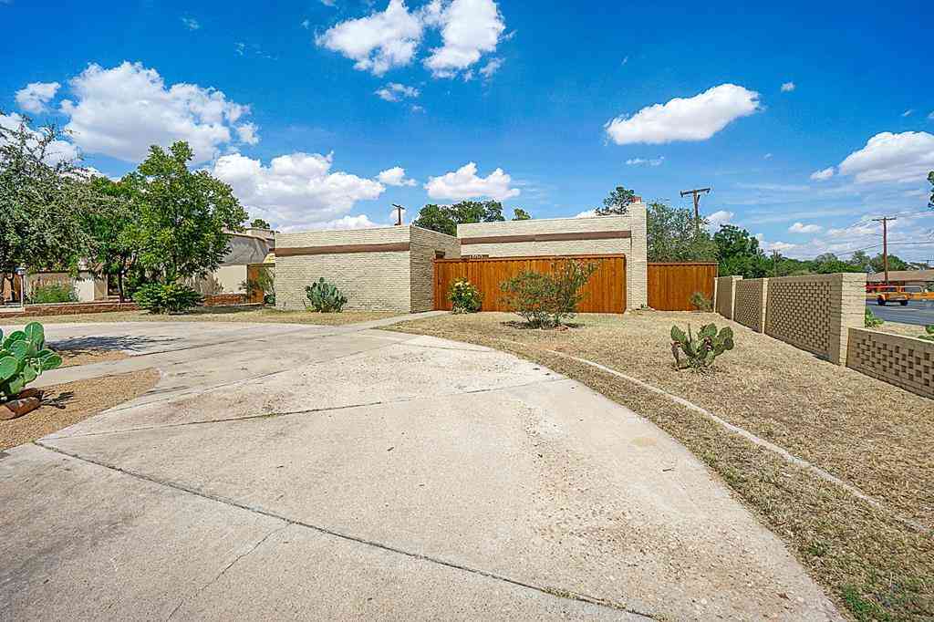 Homes For Sale - 1700 Ward St<br/> Midland County, Midland, TX 79705
