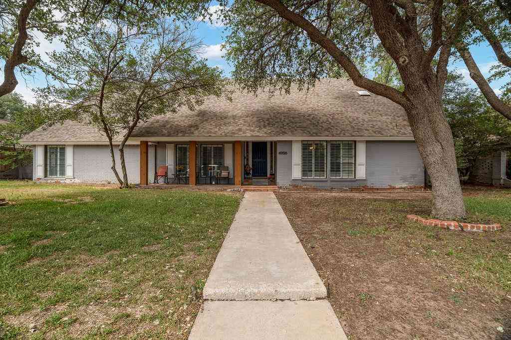 Homes For Sale - 4906 Heather Lane<br/> Midland County, Midland, TX 79705
