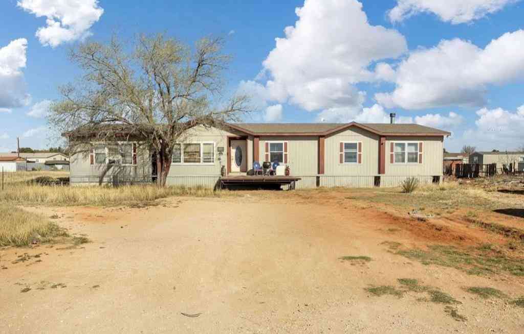Homes For Sale - 623 E County Rd 136<br/> Midland, TX 79706