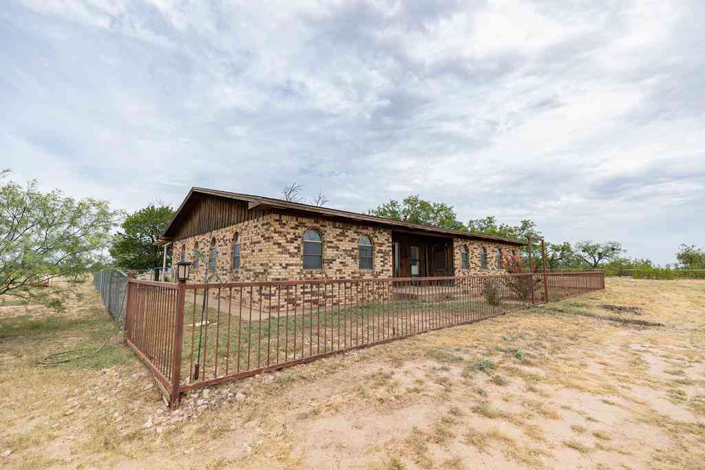 Homes For Sale - 373 County Rd 243<br/> Snyder, TX 79549